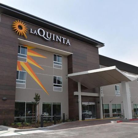 La Quinta Inn & Suites By Wyndham San Bernardino Exteriér fotografie