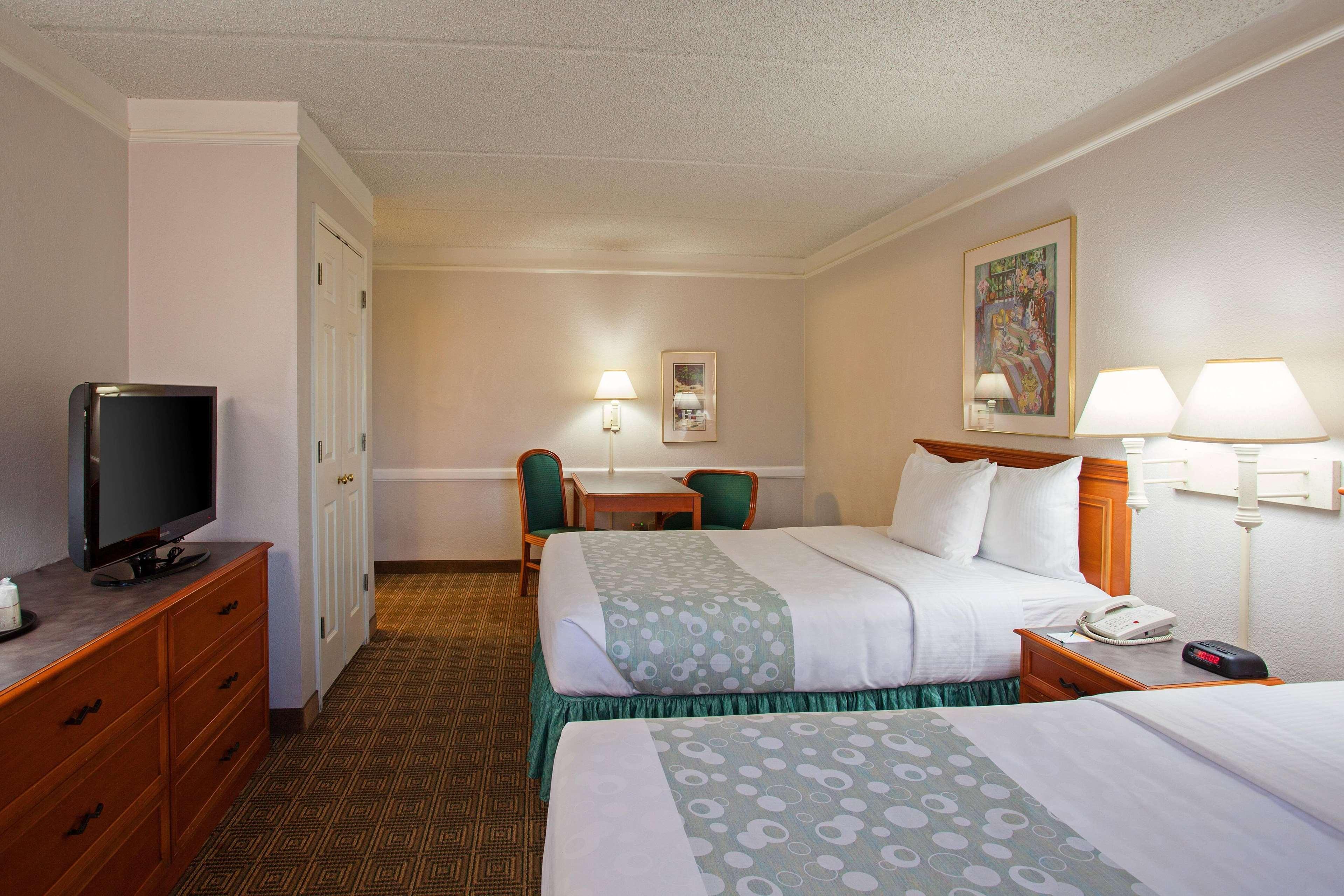 La Quinta Inn & Suites By Wyndham San Bernardino Exteriér fotografie