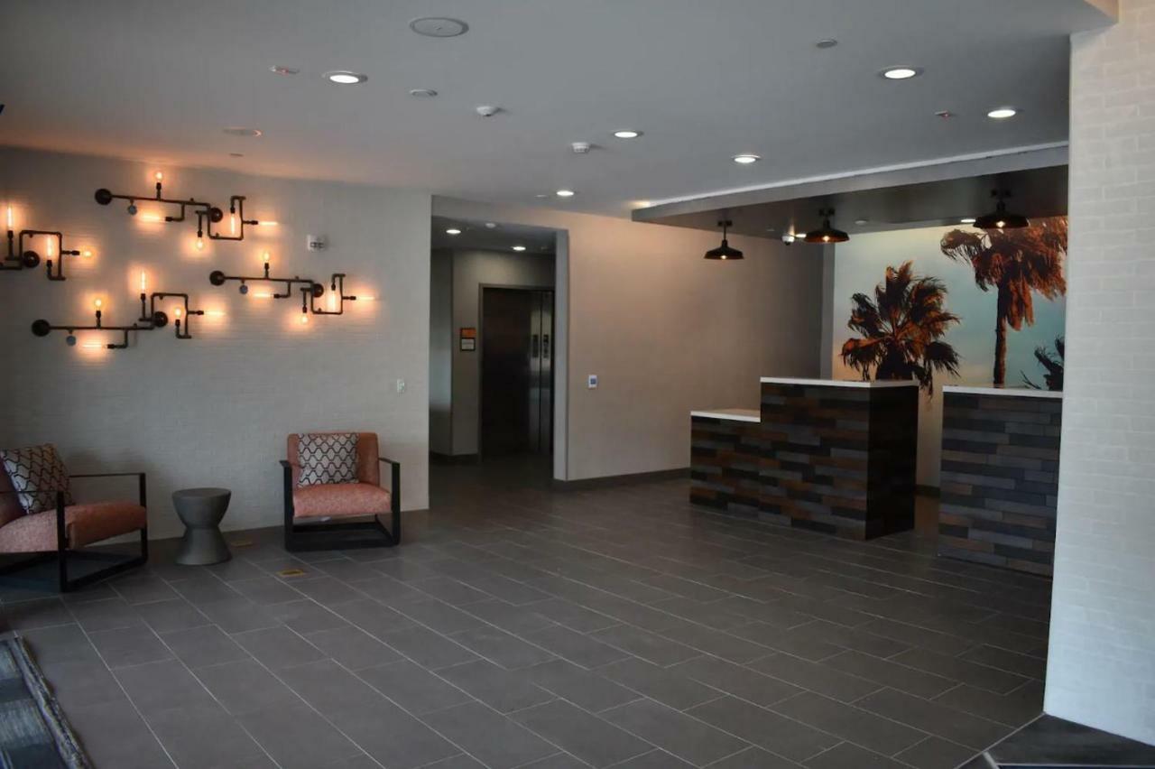 La Quinta Inn & Suites By Wyndham San Bernardino Exteriér fotografie